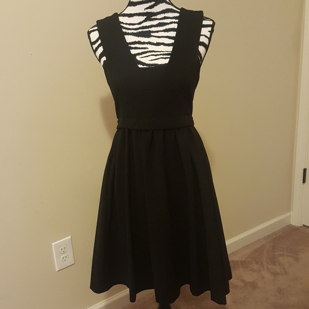 H & M Black Dress Size 6